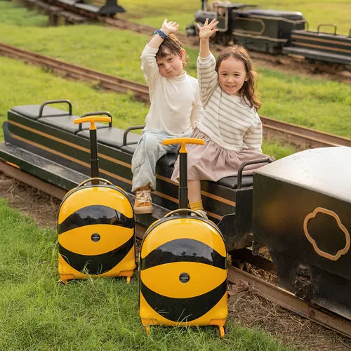 Little Bee | Kids' Carry-on